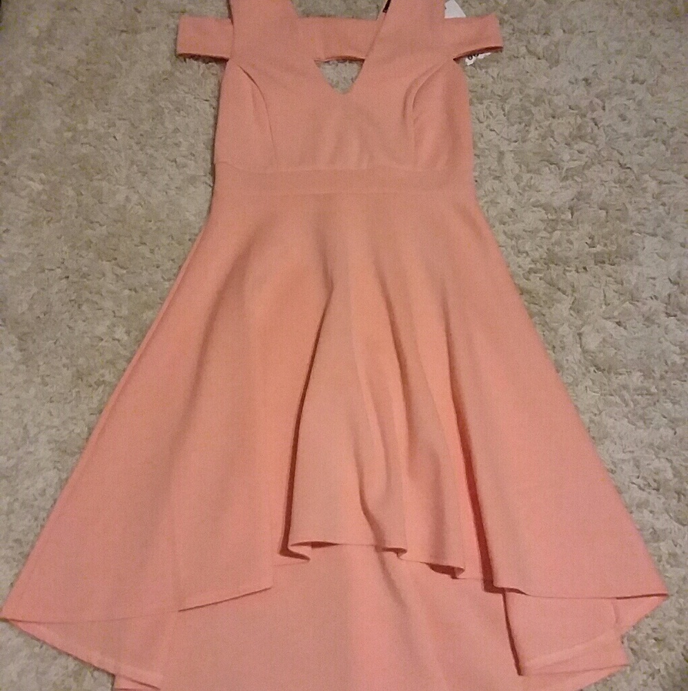 NWT Boohoo peach highlow dress